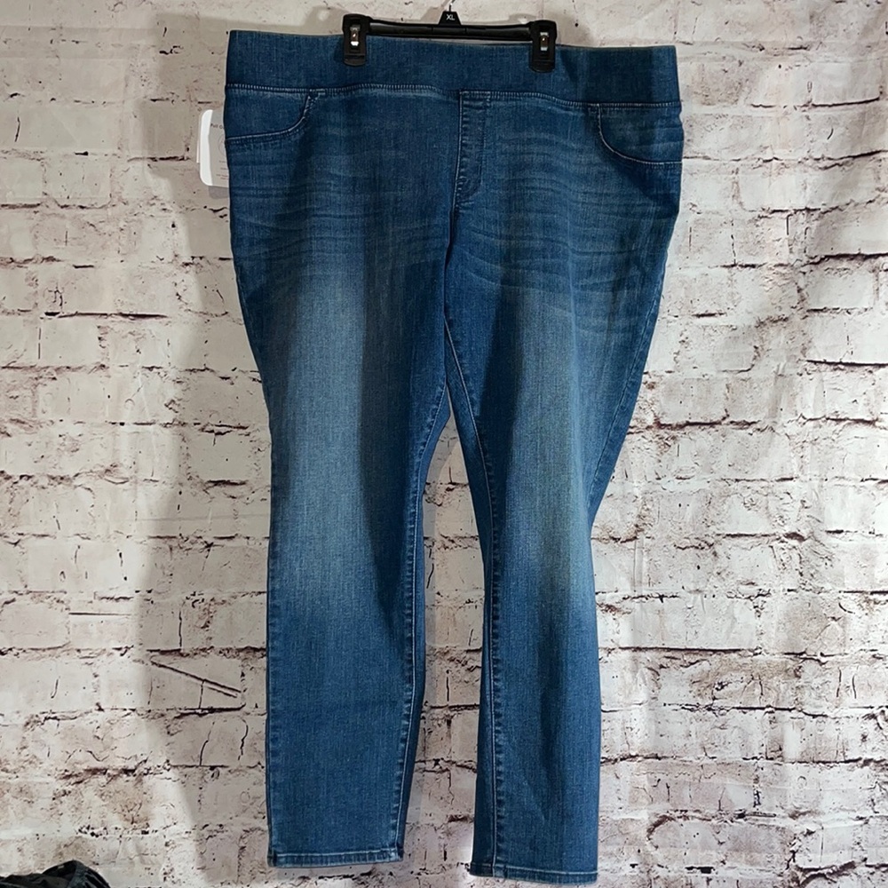 Maternity jeans